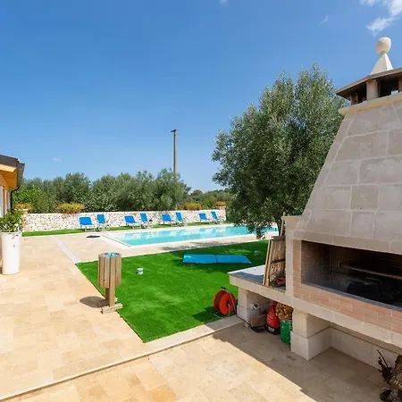 I Trulli Di Mavisa By Perle Di Puglia チェーリエ・メッサーピカ
